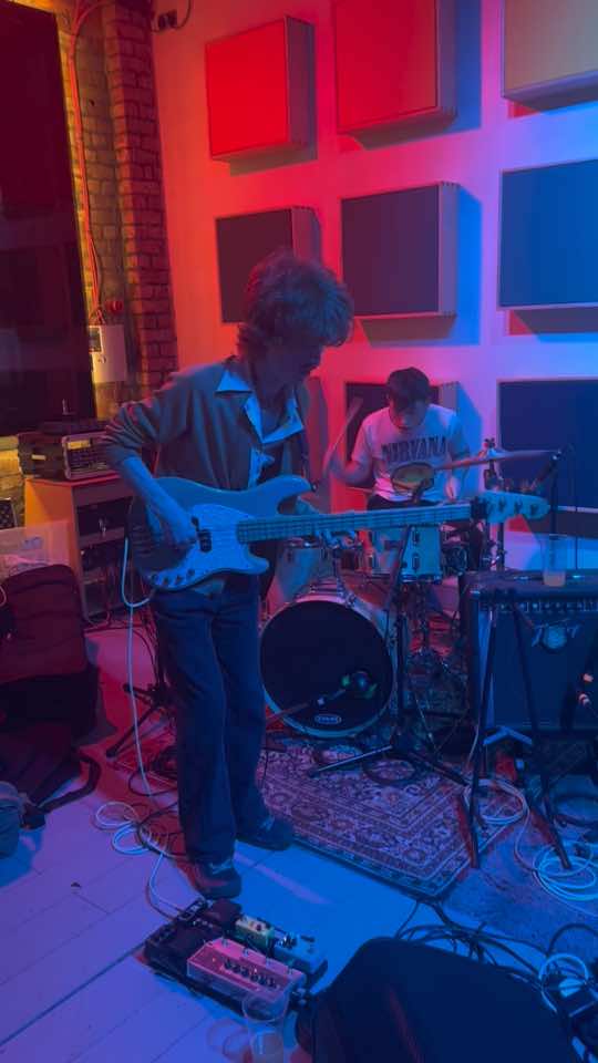 @Vacant Weekend