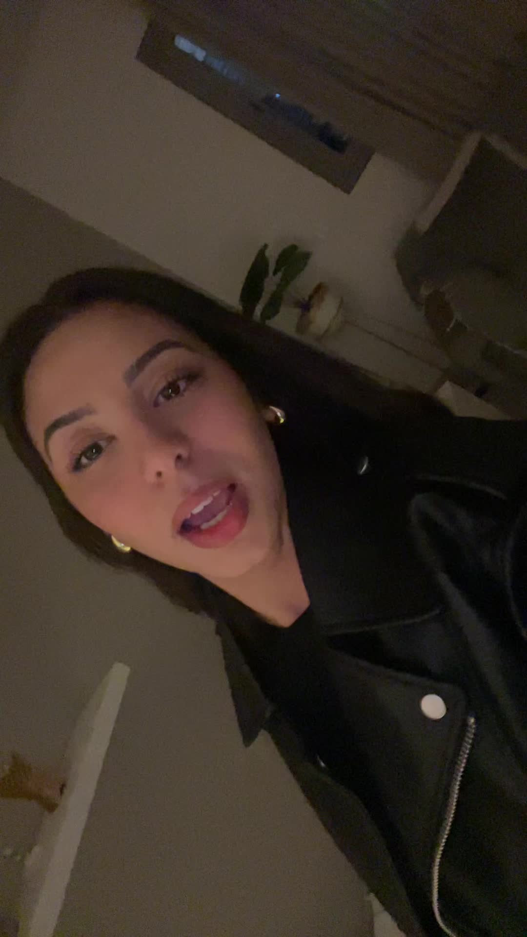 @M.