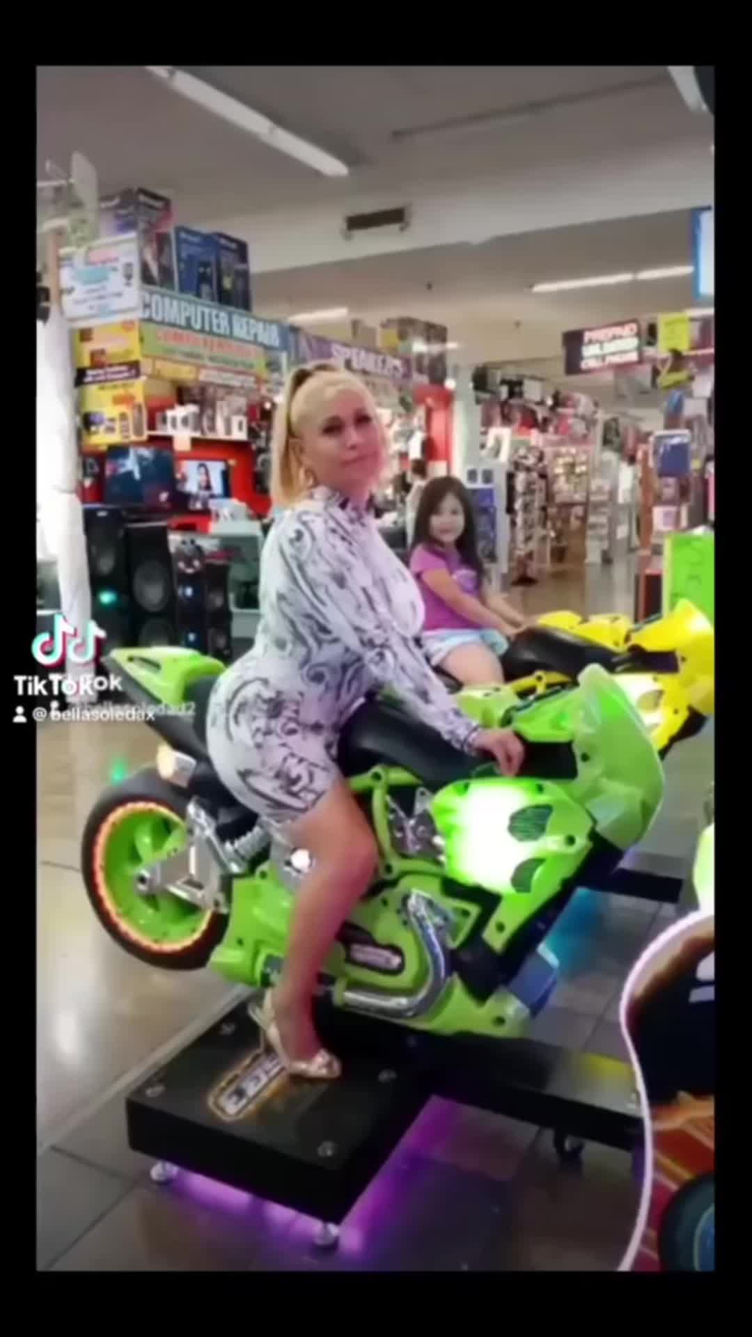 @😈Bella Soledad