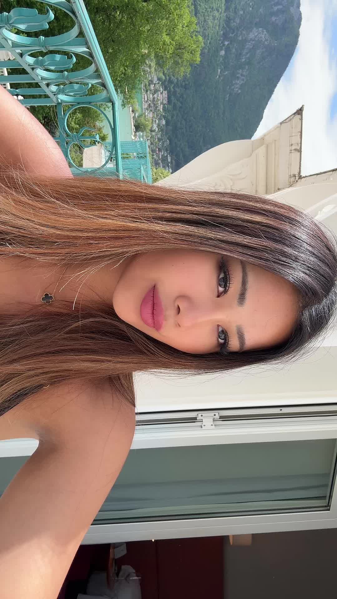 @Stella C