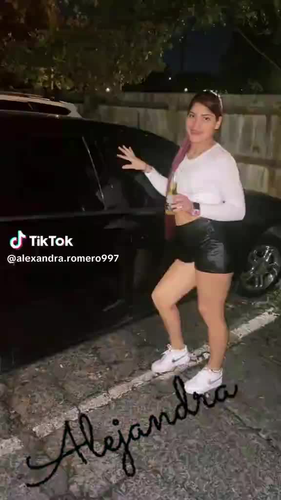 @alejandrala bebe🇻🇪🇺🇸