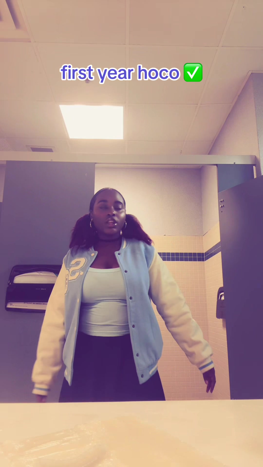 @👩🏾🦲baldie 👩🏾🦲