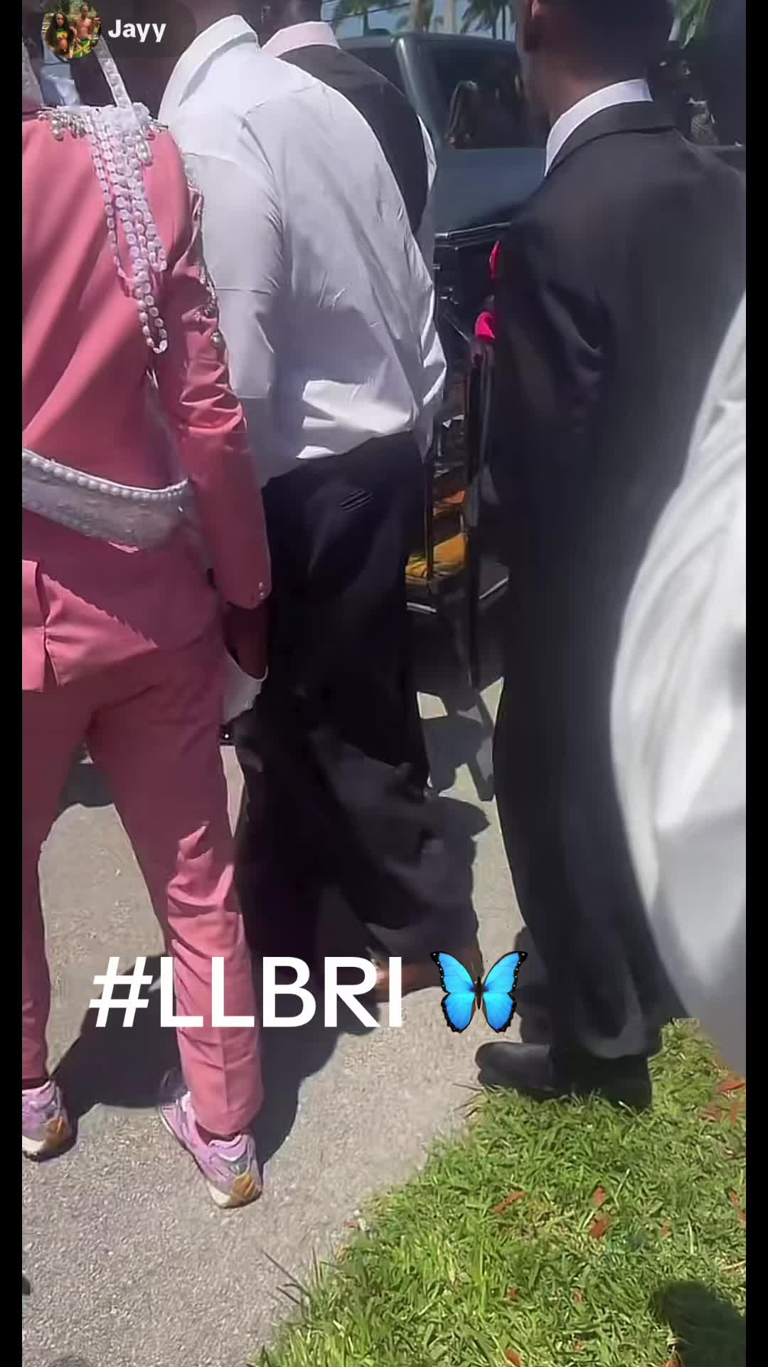 @BIHWHATCHALOOKFO