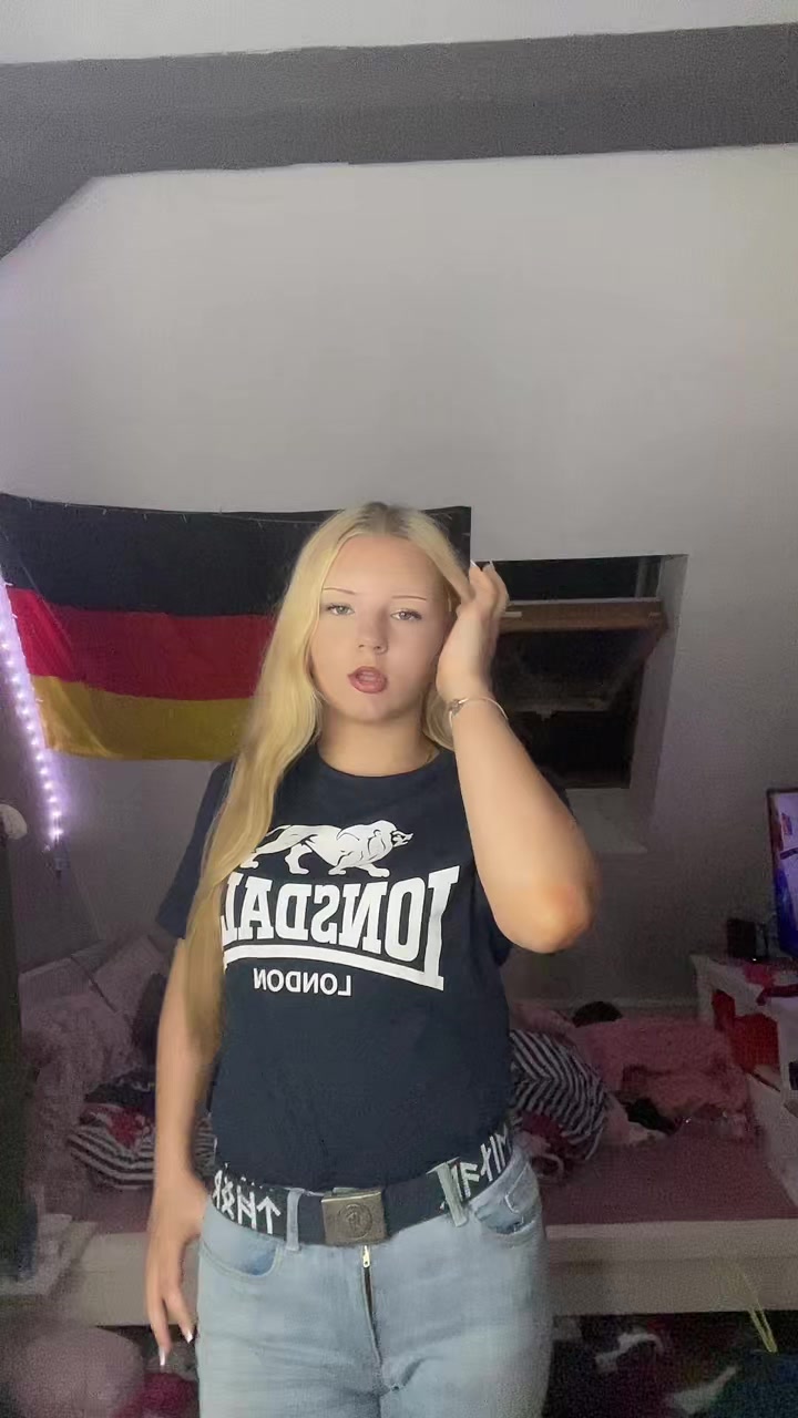 @Josy🇩🇪🦅