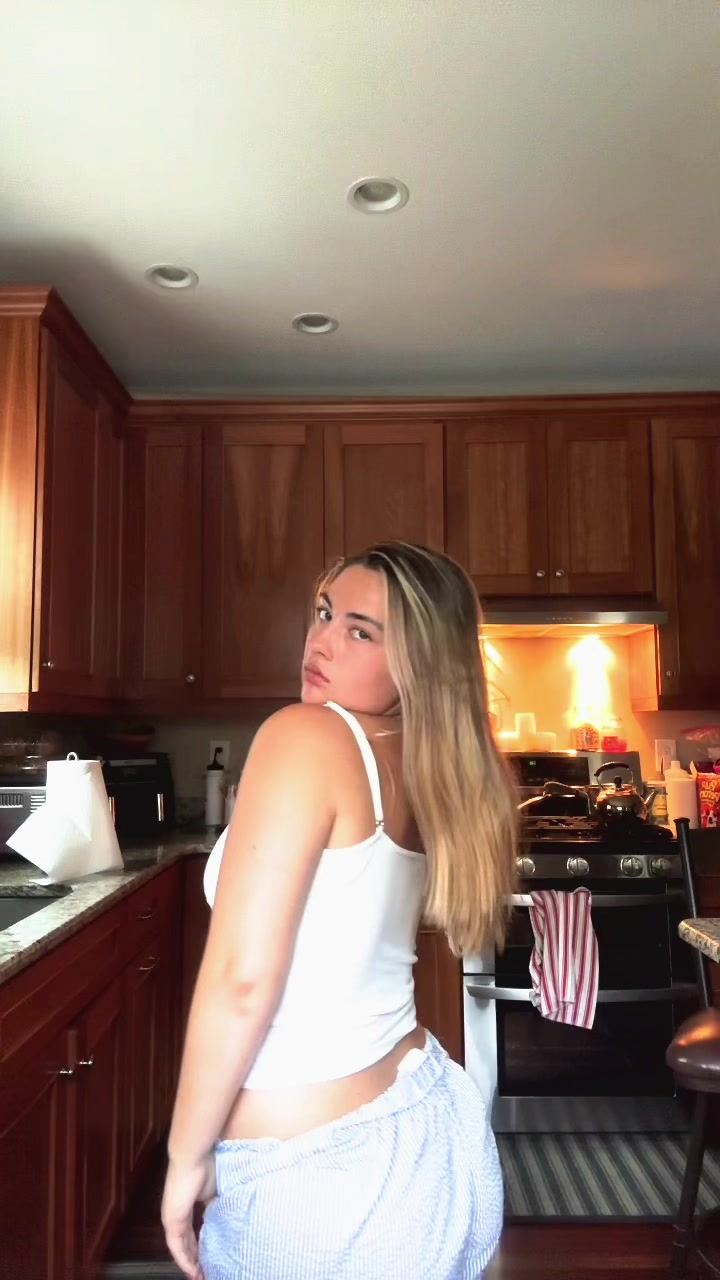 @lucy ๐