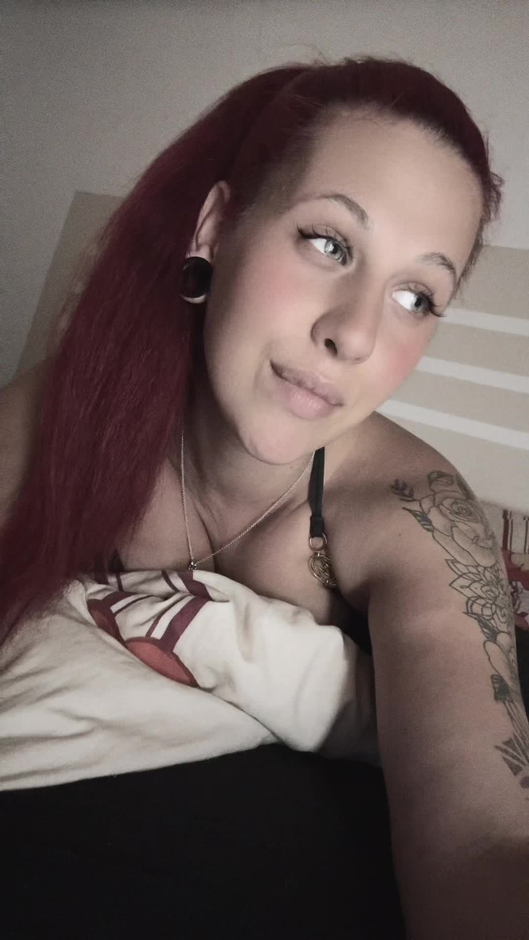 @Vivi😈