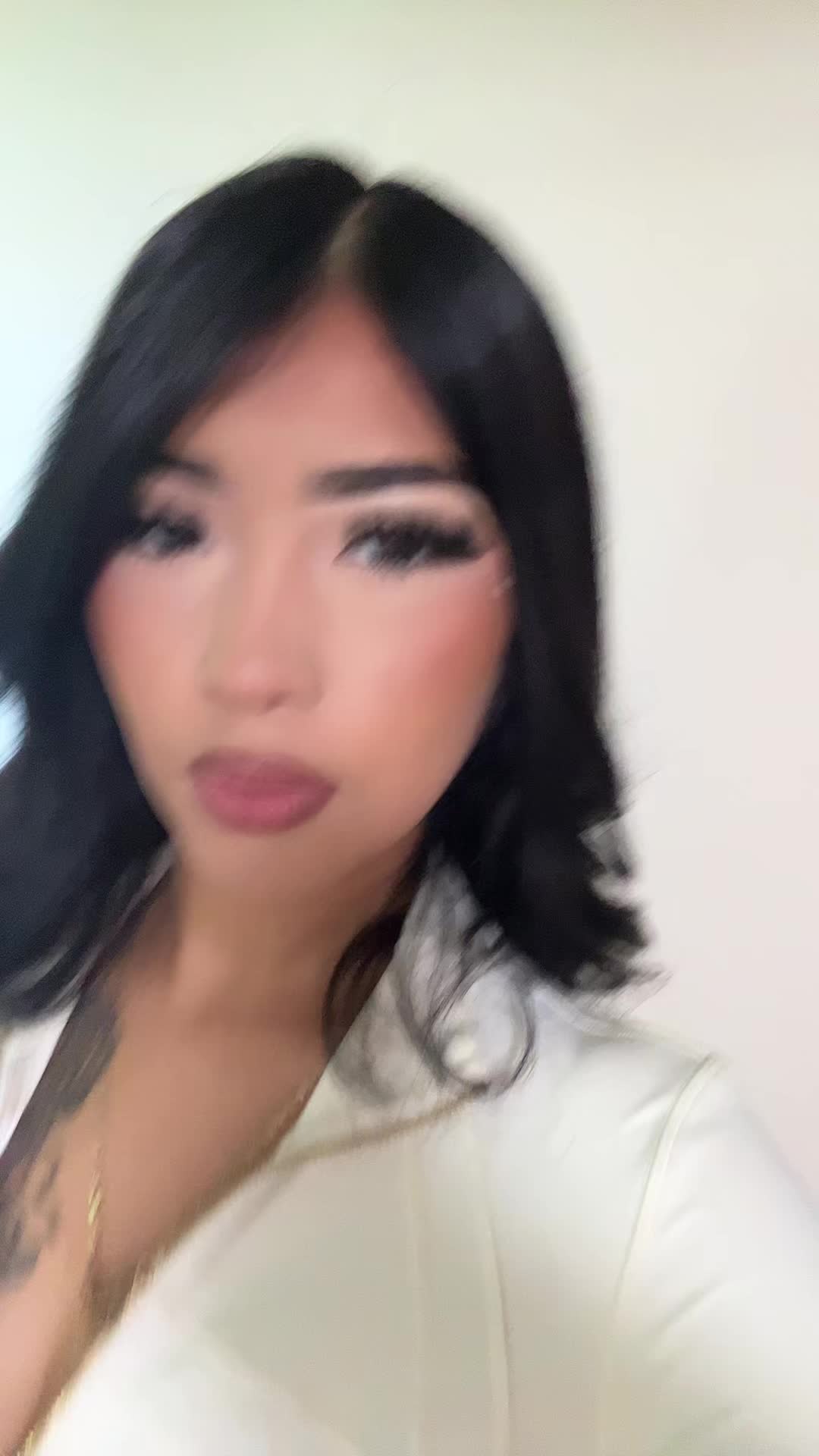 @y