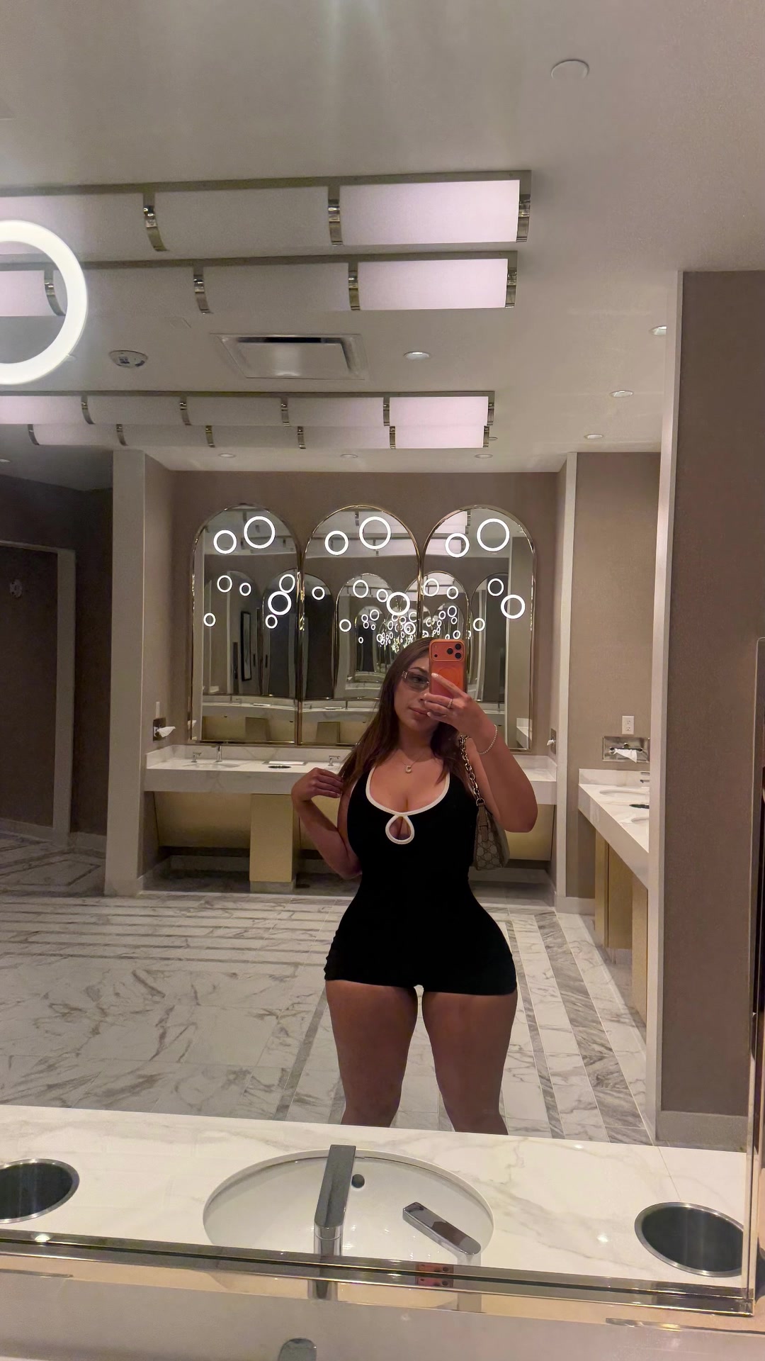 @LATINA BARBIE ๐