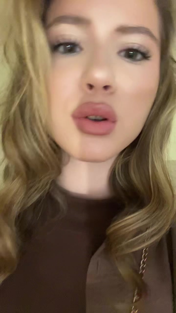 @надя