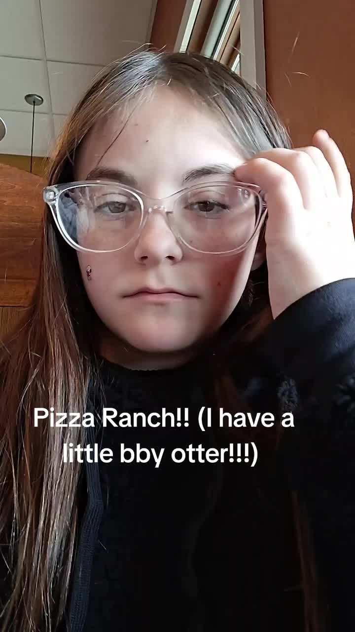 @Ayla_the_rat🐀🐀
