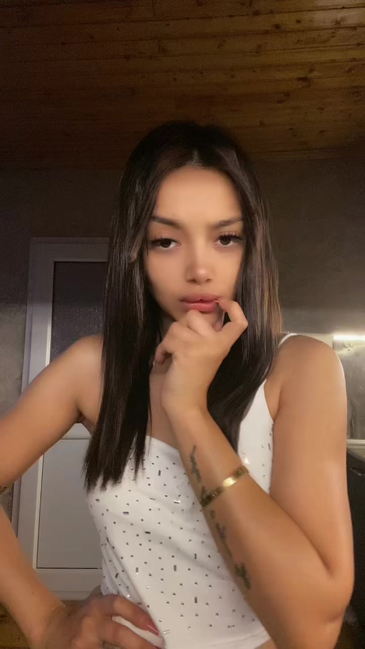 @𝐔𝐥𝐲𝐚🤍