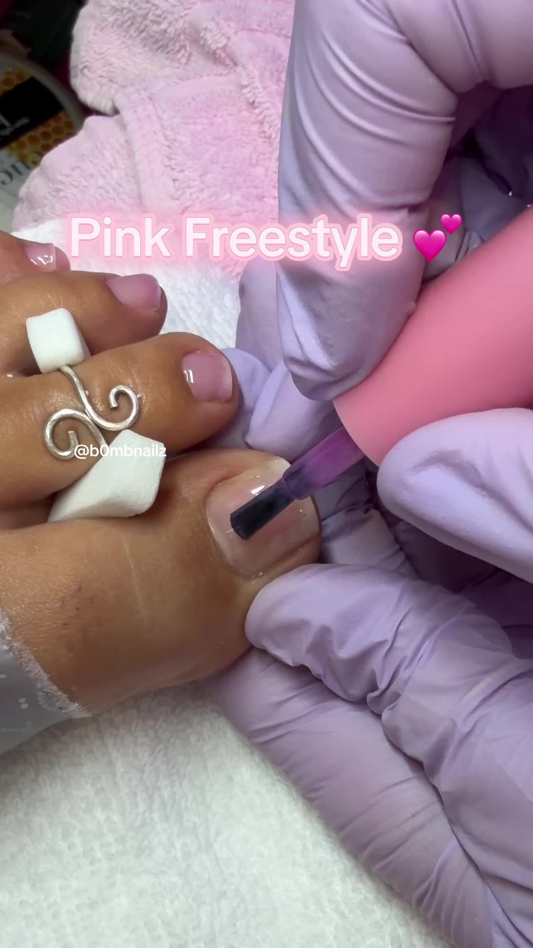 @Bombnailz