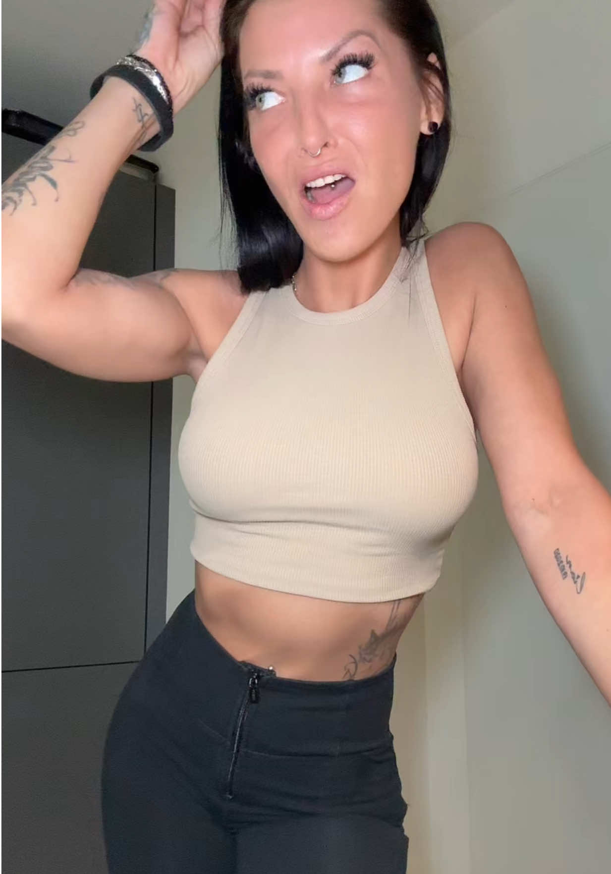 @Laureta ⚡️