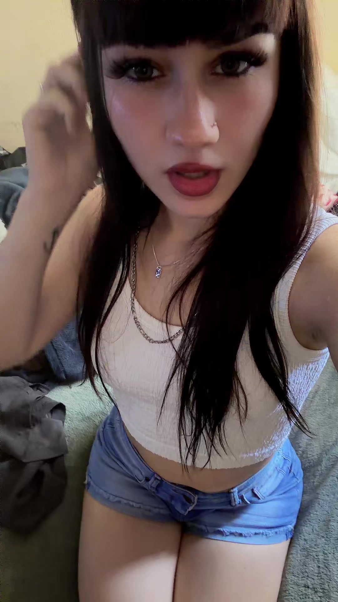 @leoisamenace