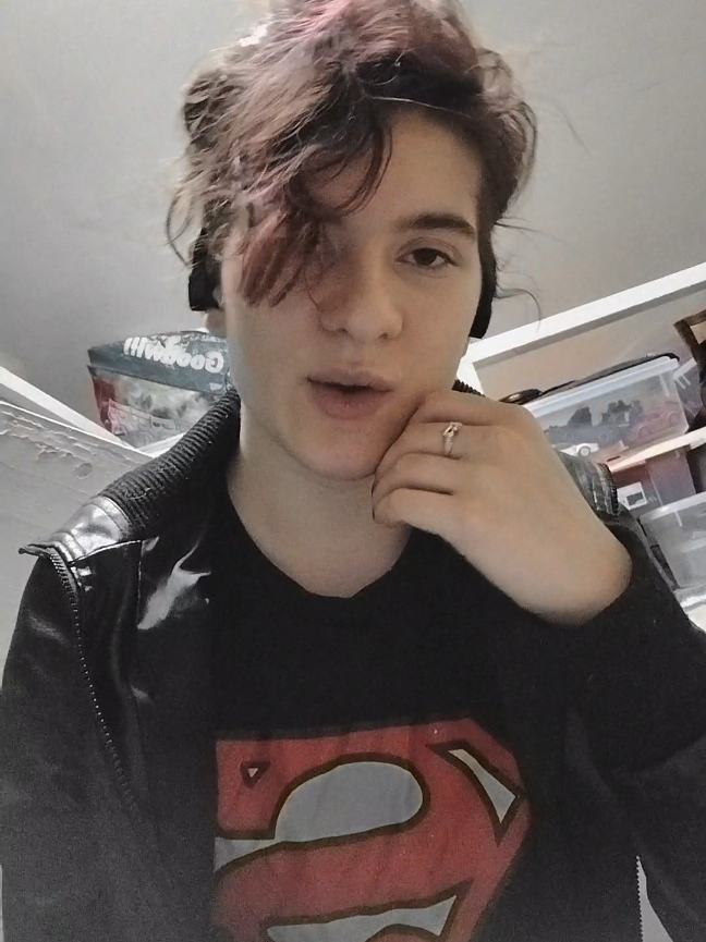 @GenderButNot