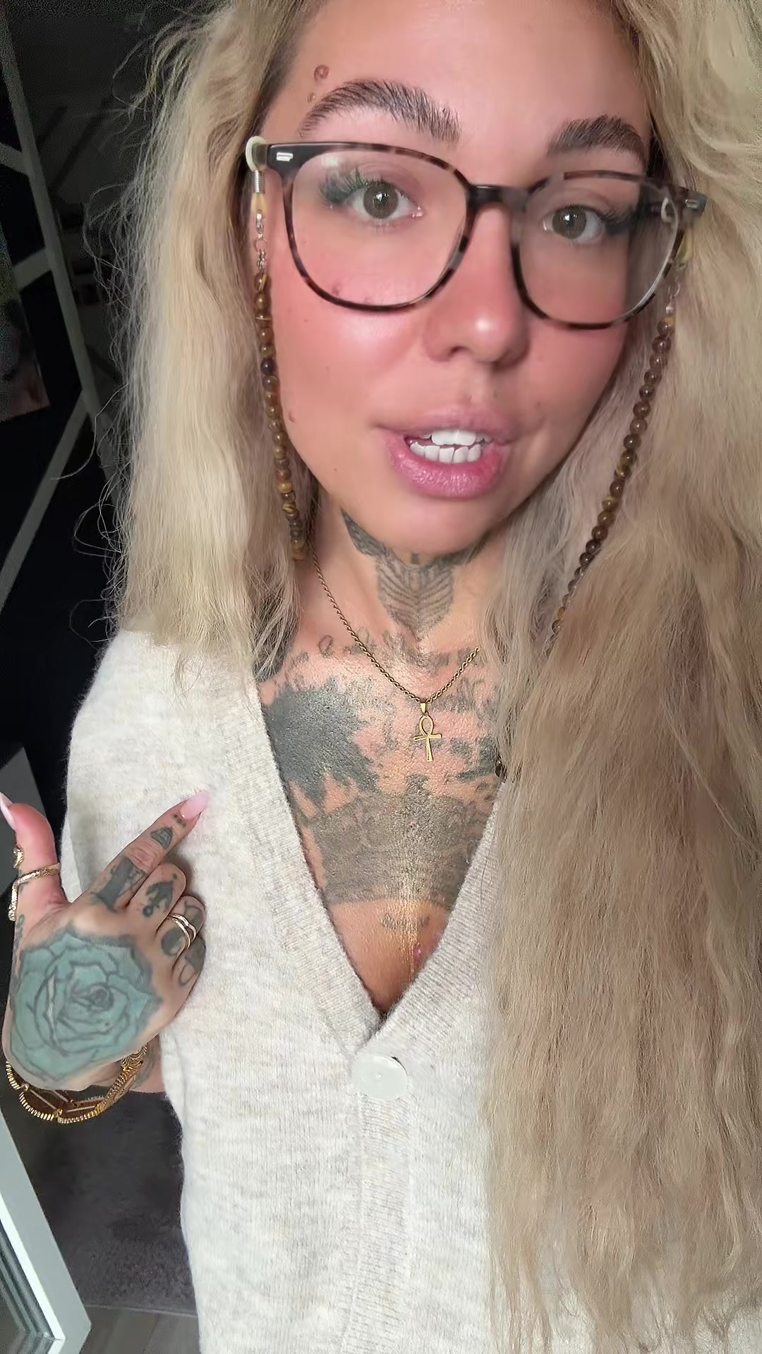 @𝔸ℕ𝕊𝕌🦋⃤ ᴠɪѕăᴛᴏᴀʀᴇ.