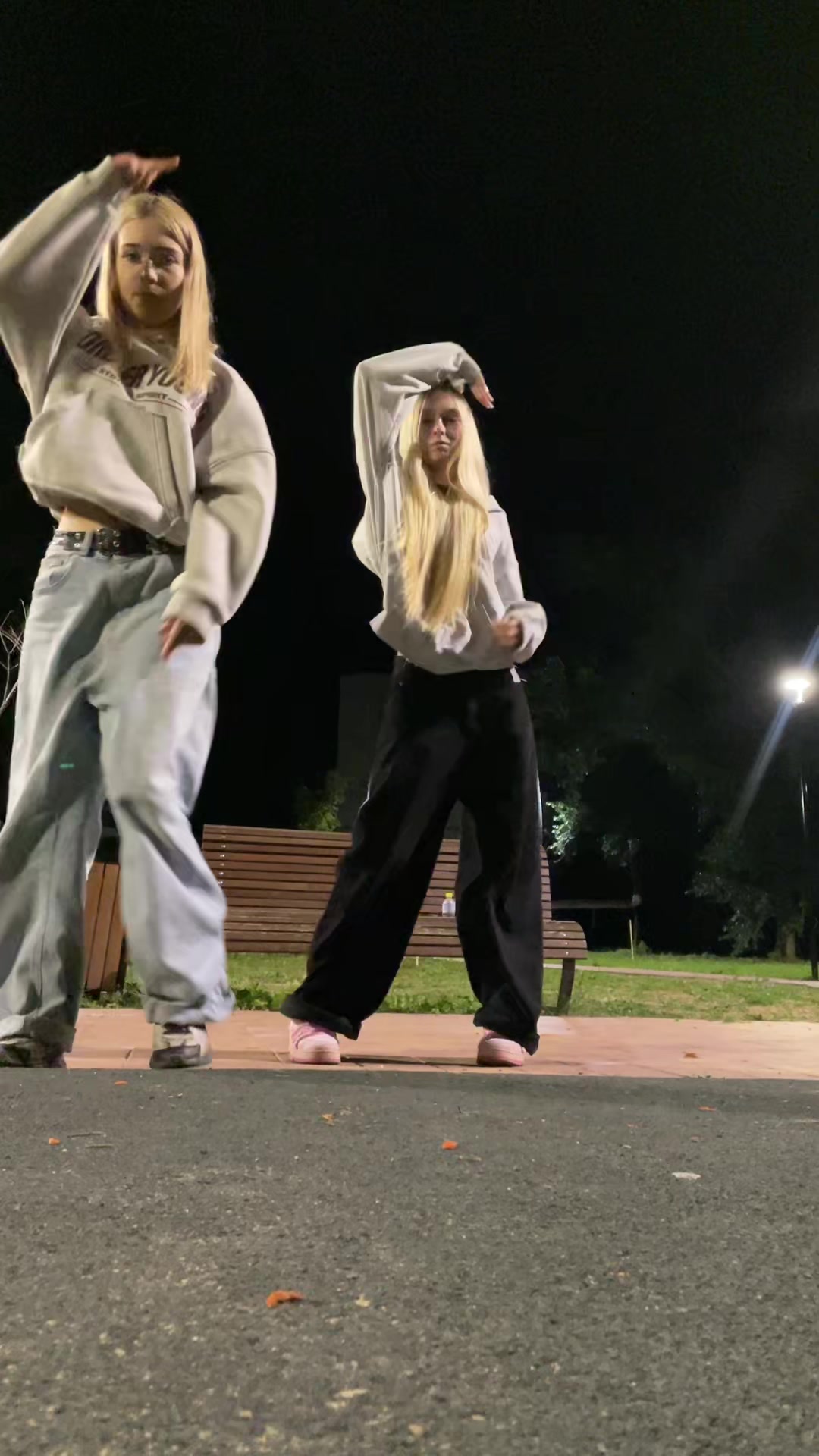 @Леська