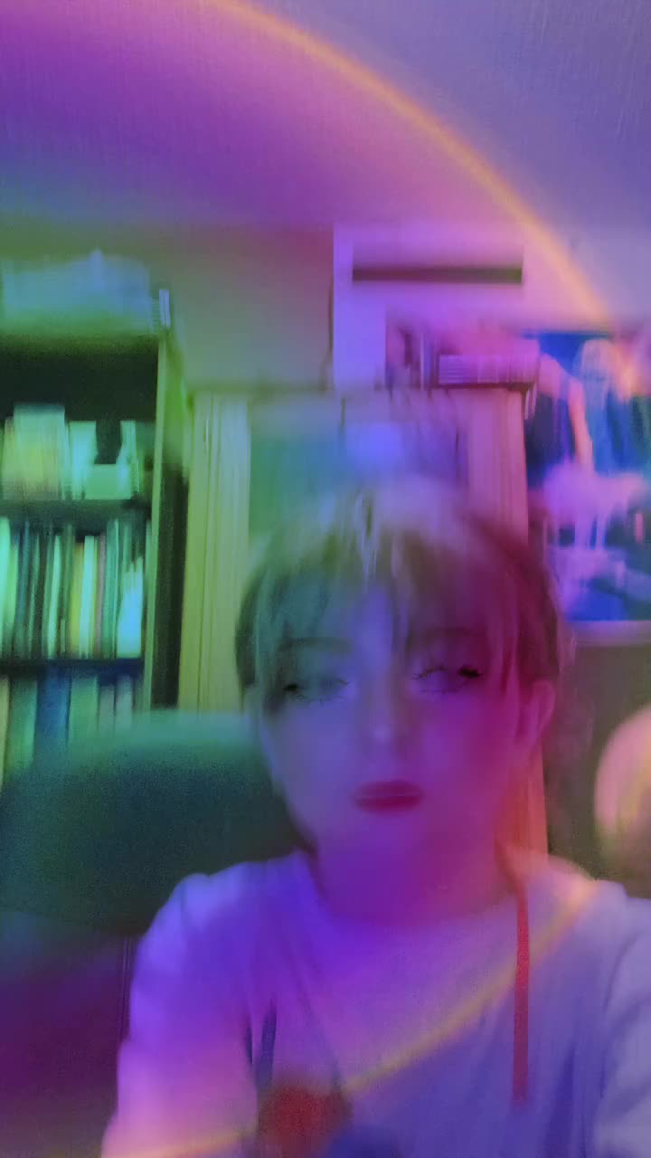 @kaitlynn