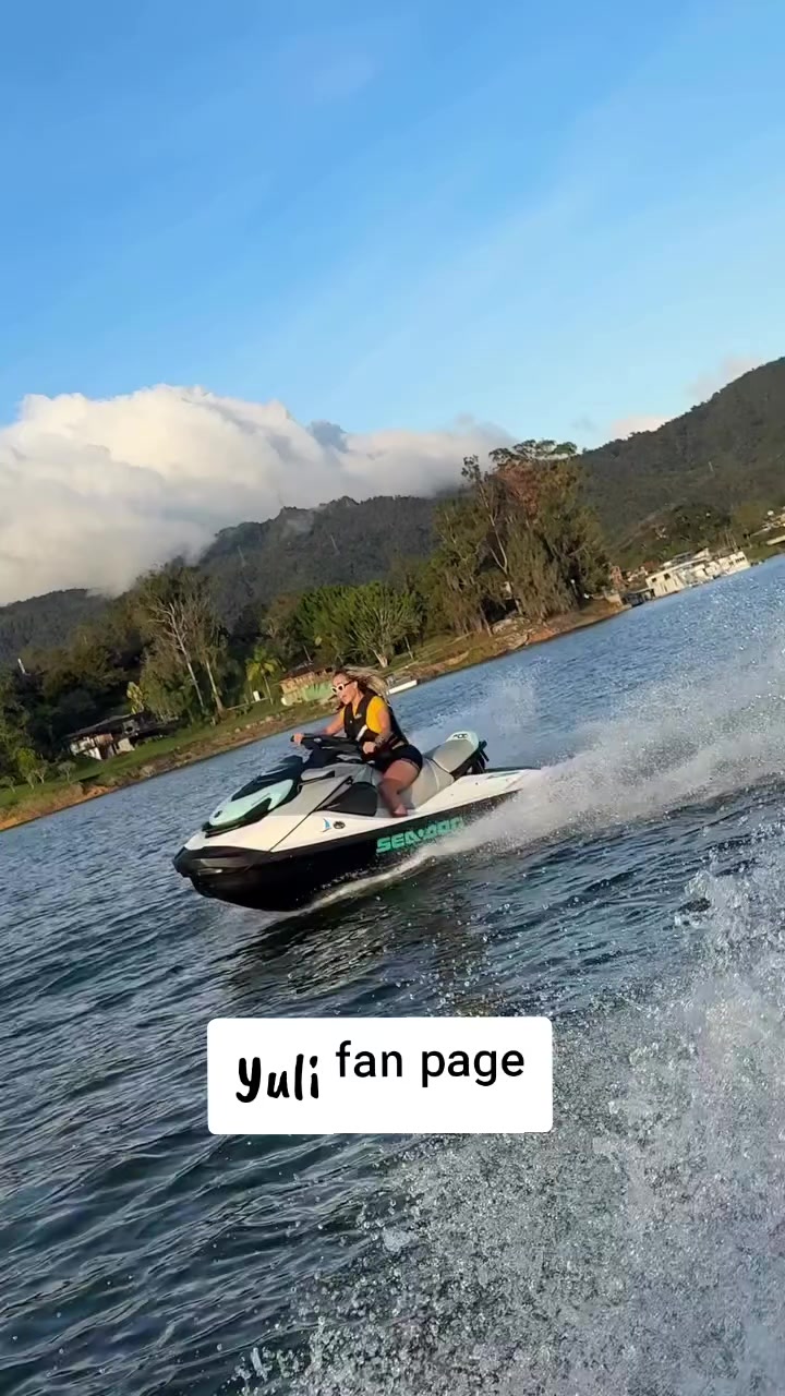 @Yuli Ruiz Fan Page