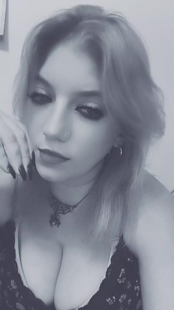 @SammieMay1992😈😝