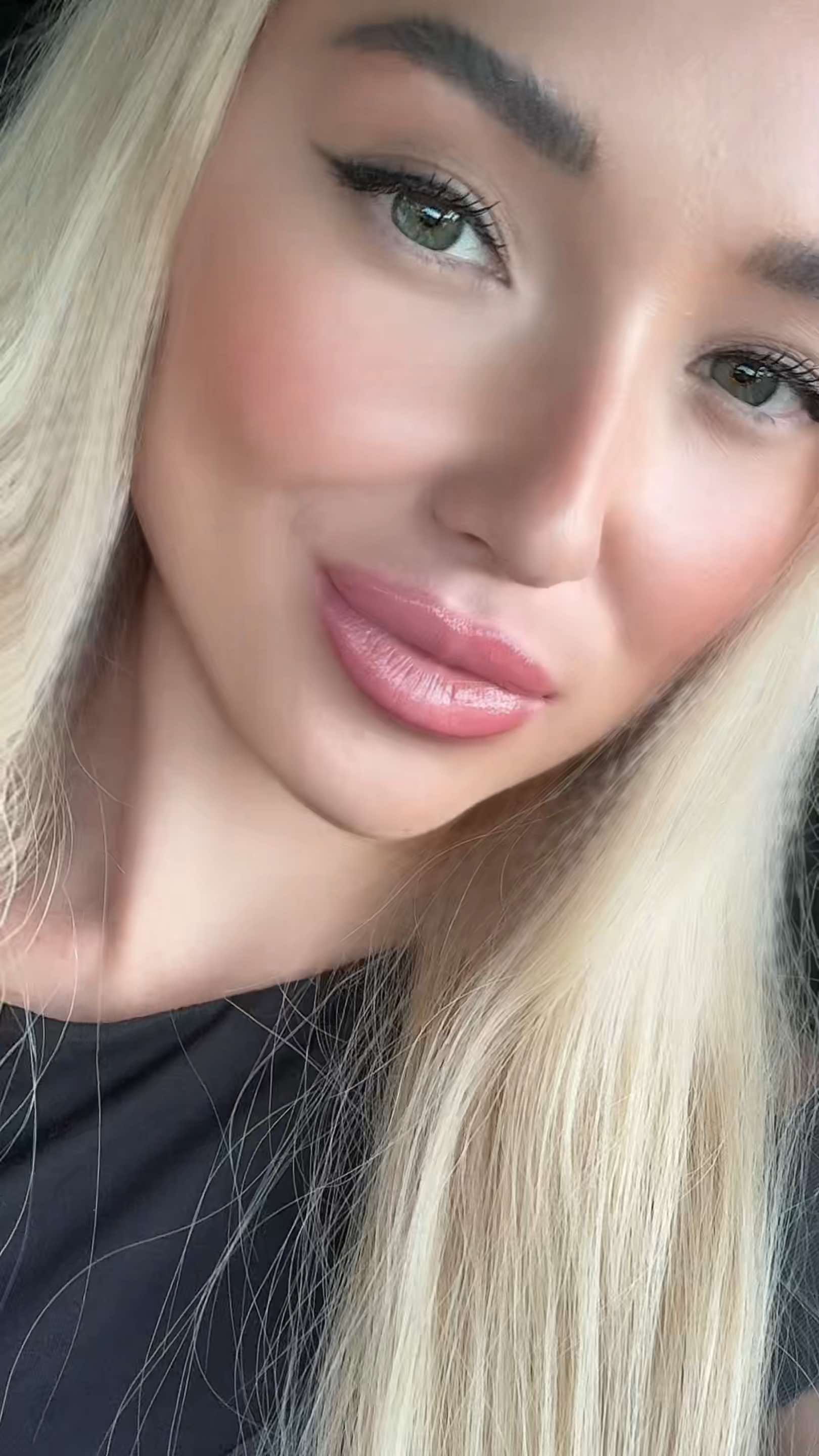 @Angelina