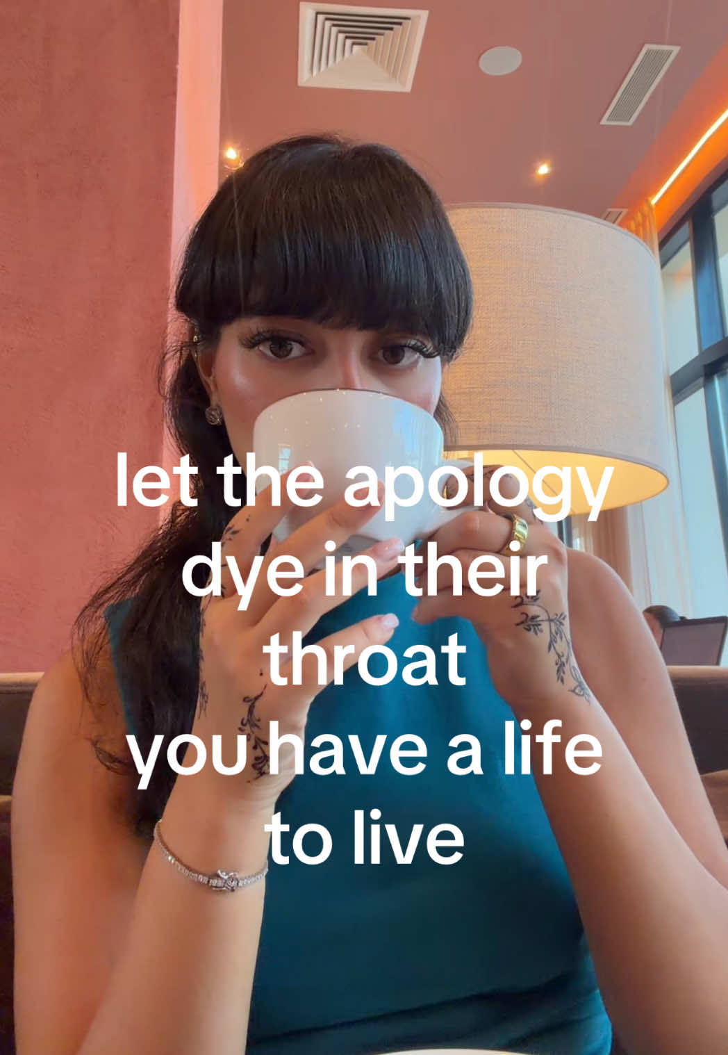 @️