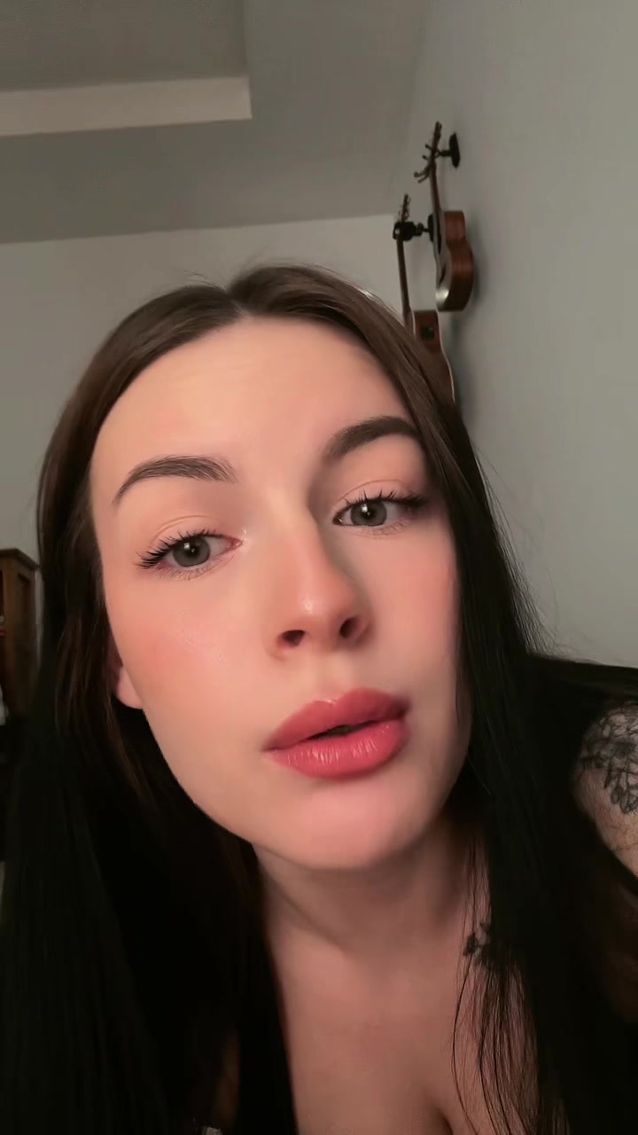 @HannahYapss