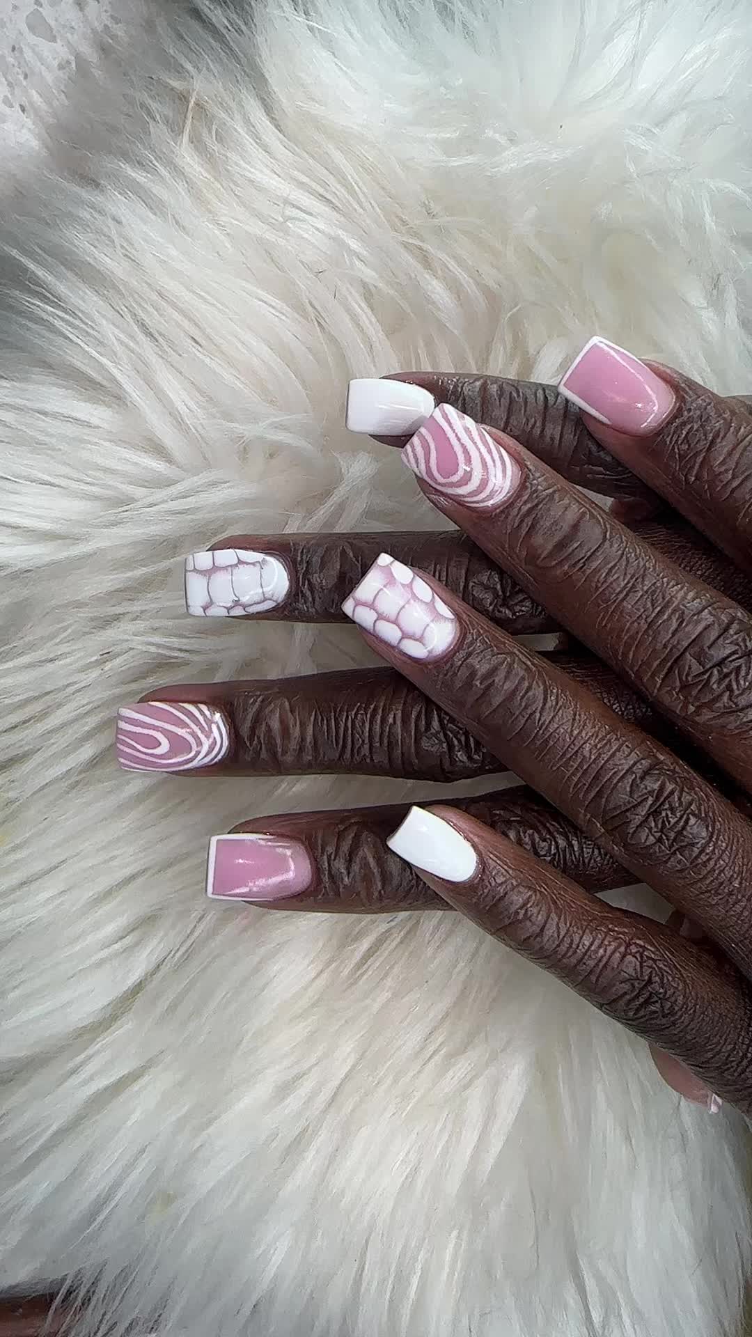 @Lovetipesbyrose1🇭🇹