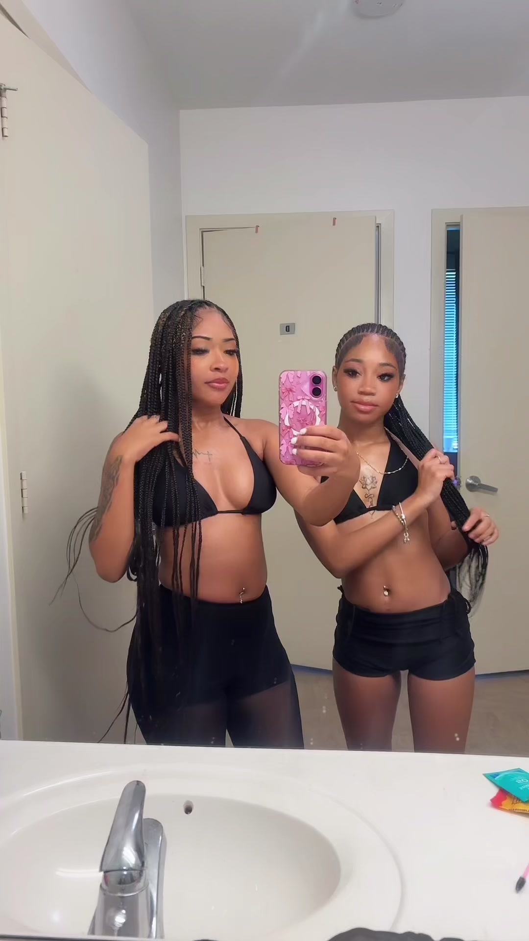 @kimora kinaya 🎀