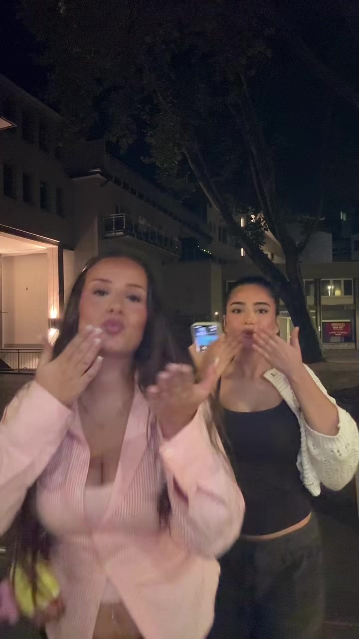 @𝓱𝓲𝔀𝓪𝓷🌺🪽