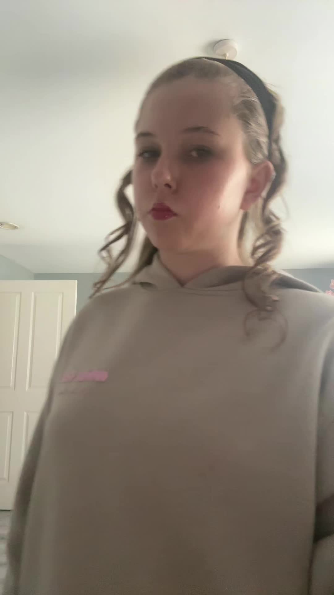 @raerae