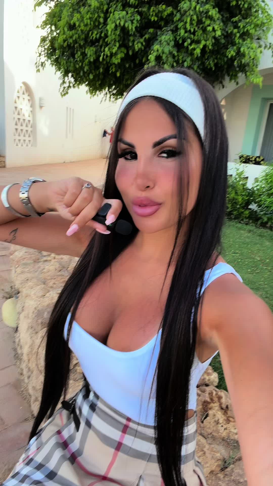 @Natasha Liscio