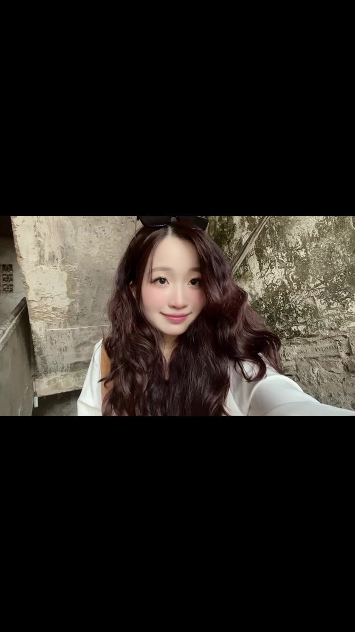 @Người đẹp đang bận ✨
