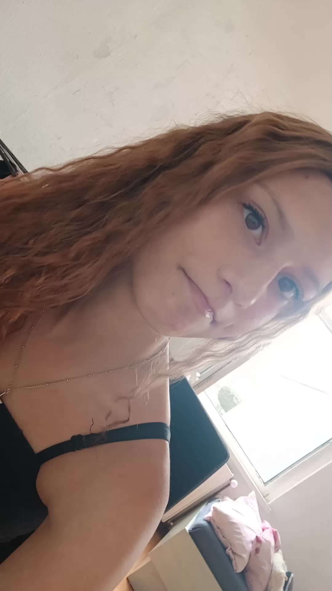 @𝕃𝕒𝕣𝕒 𝕊𝕠𝕡𝕙𝕚𝕖💙🤍