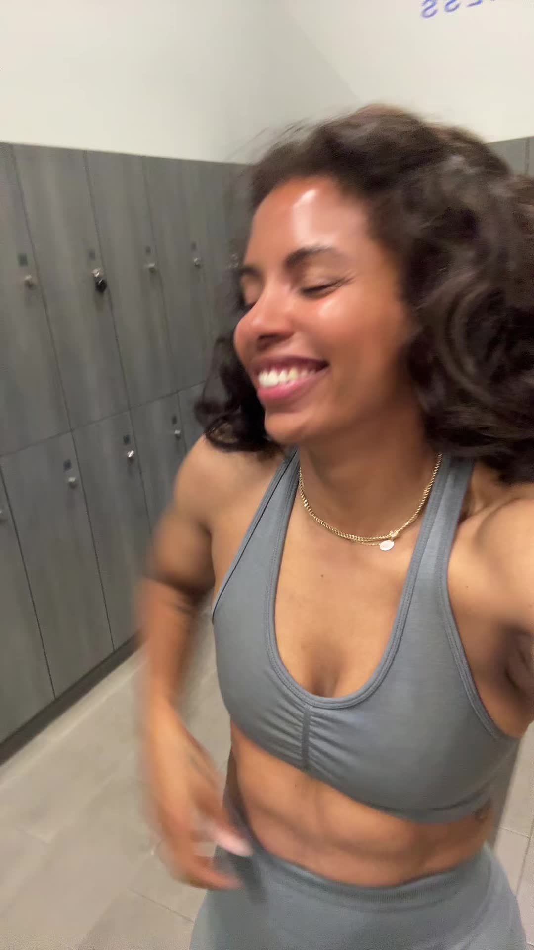 @Ana