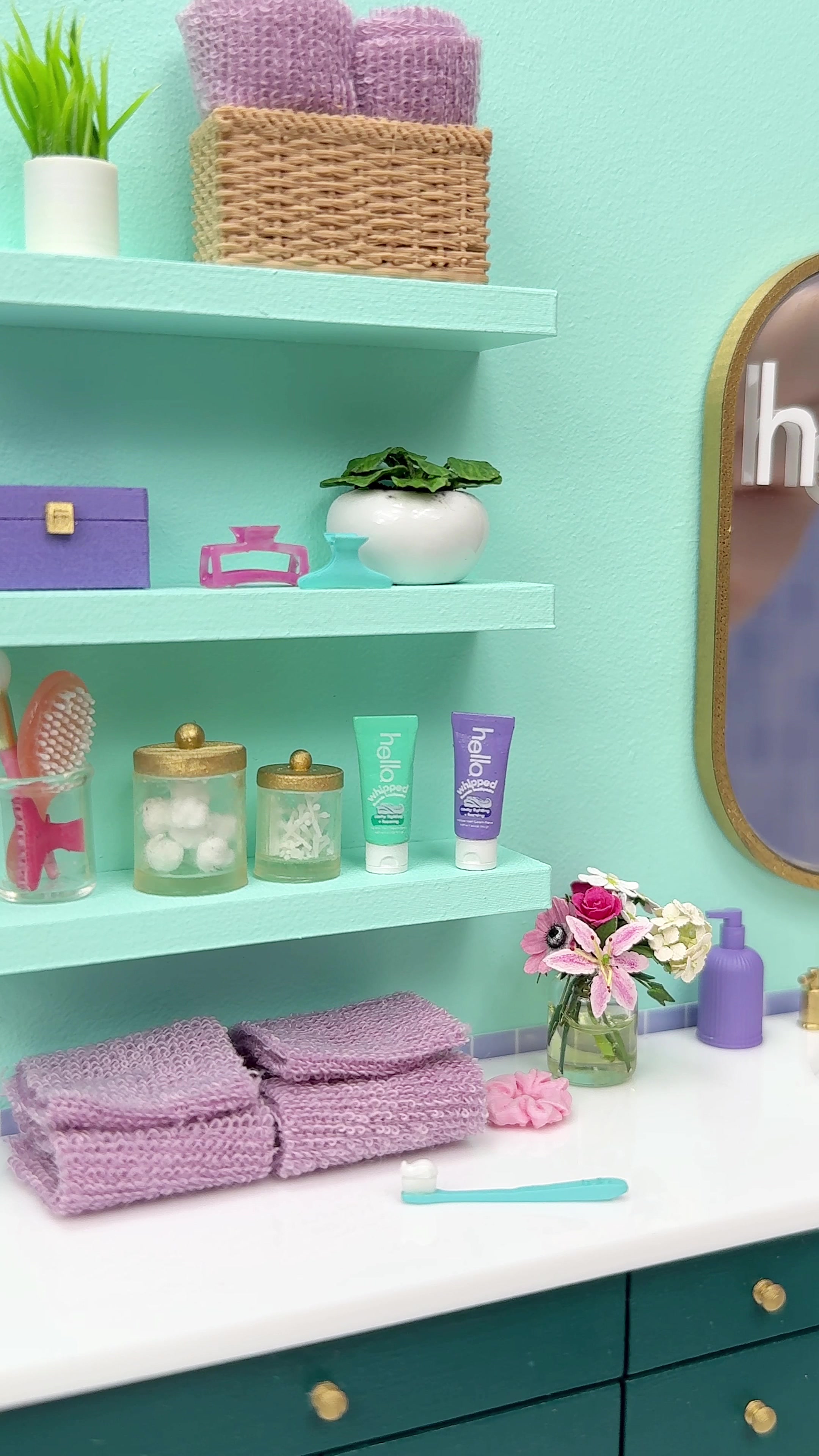 @helloproducts