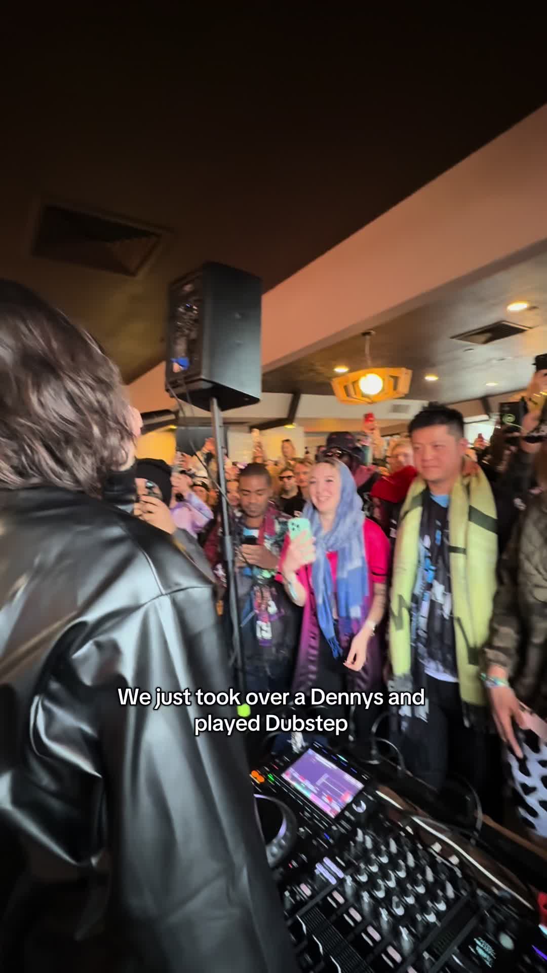 @emorfik