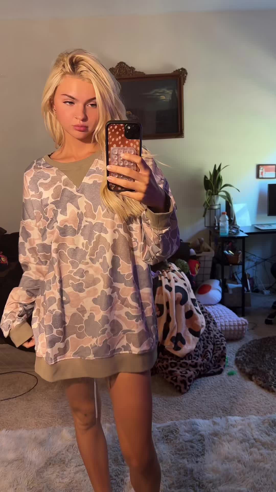 @elenacran