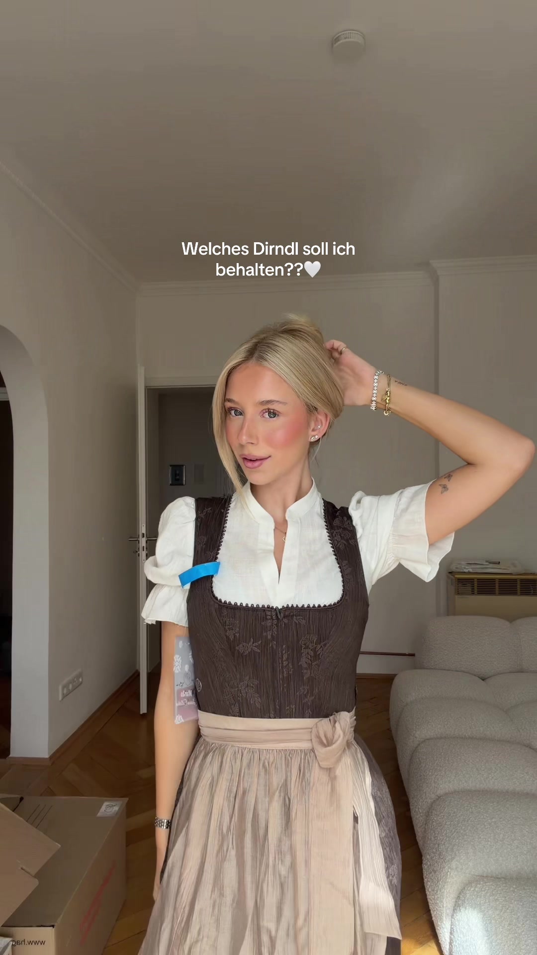 @Lara