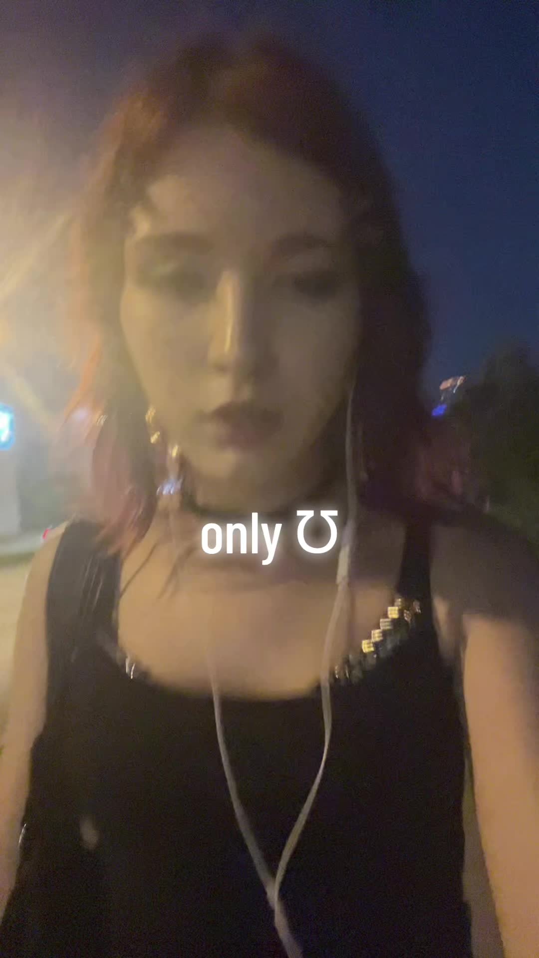 @Ʊ
