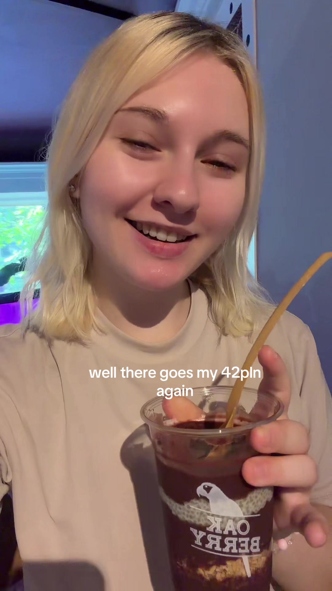 @janie_