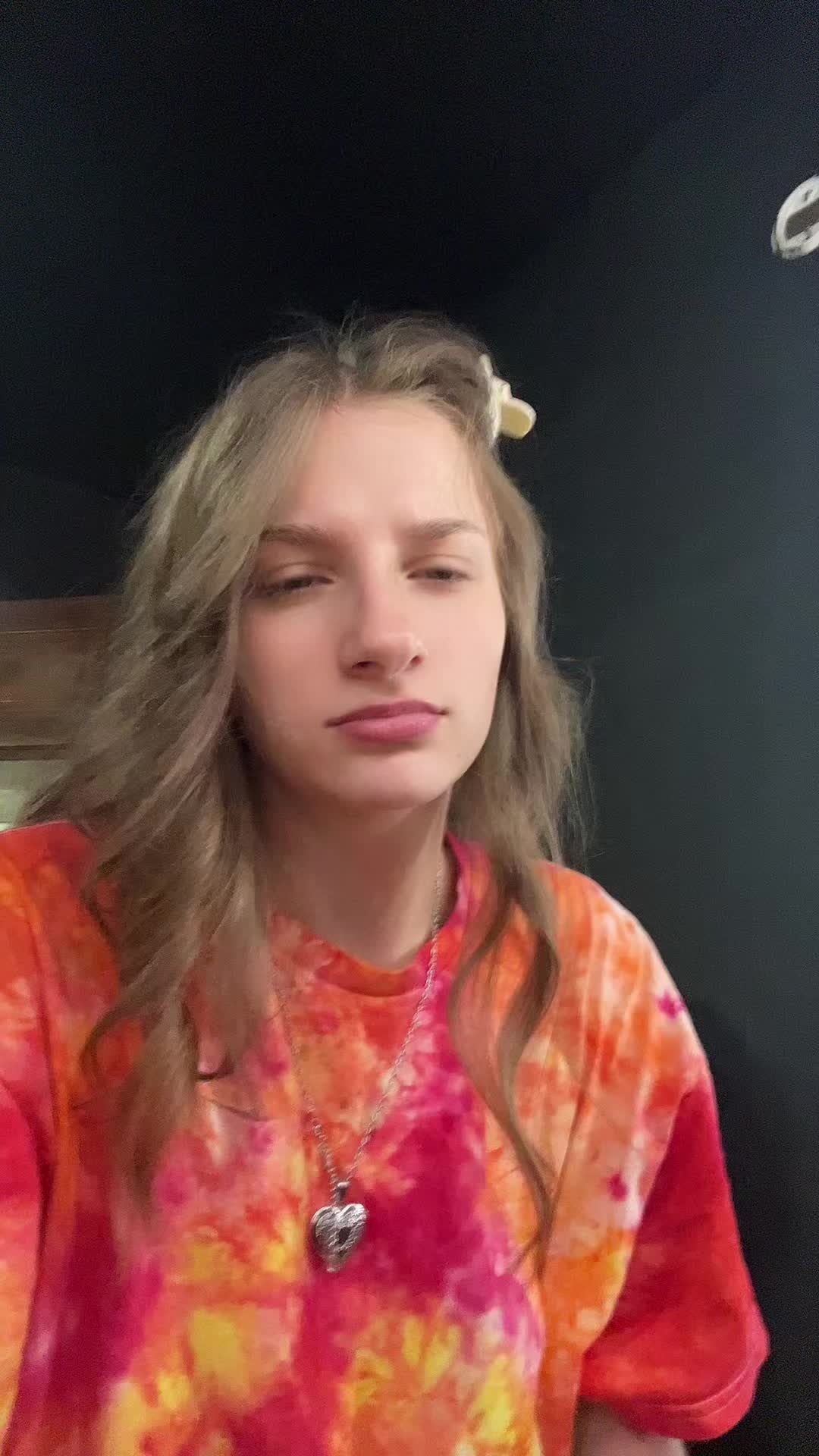 @shayla0o0