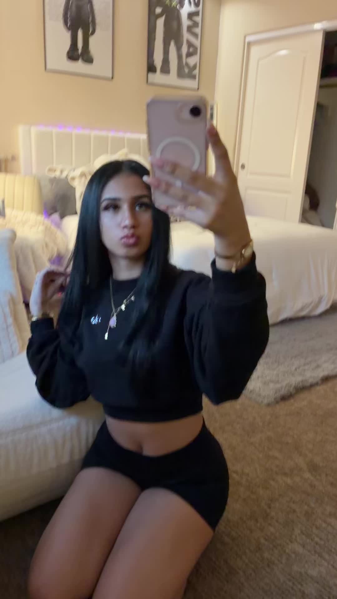 @⃟