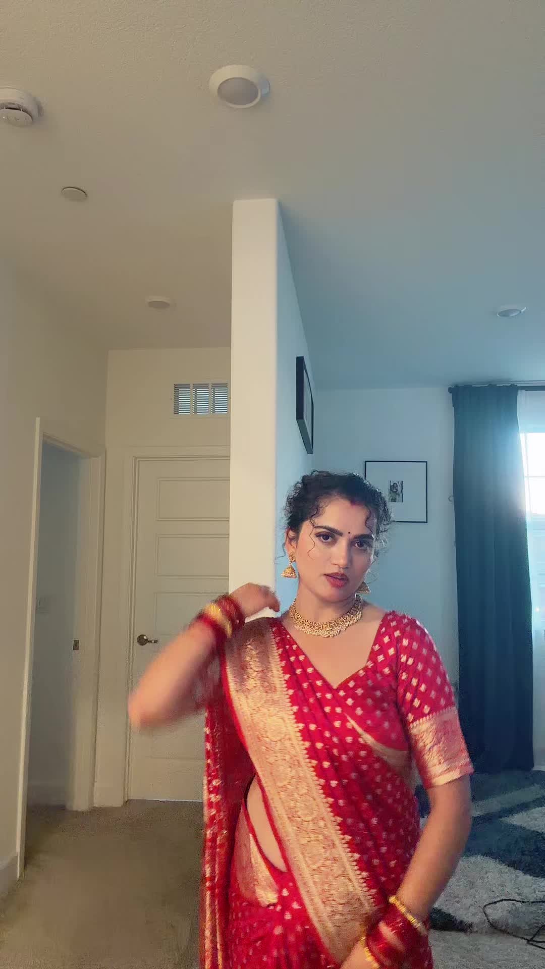 @Monii💫