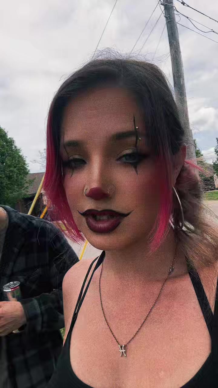 @FoxiBrat