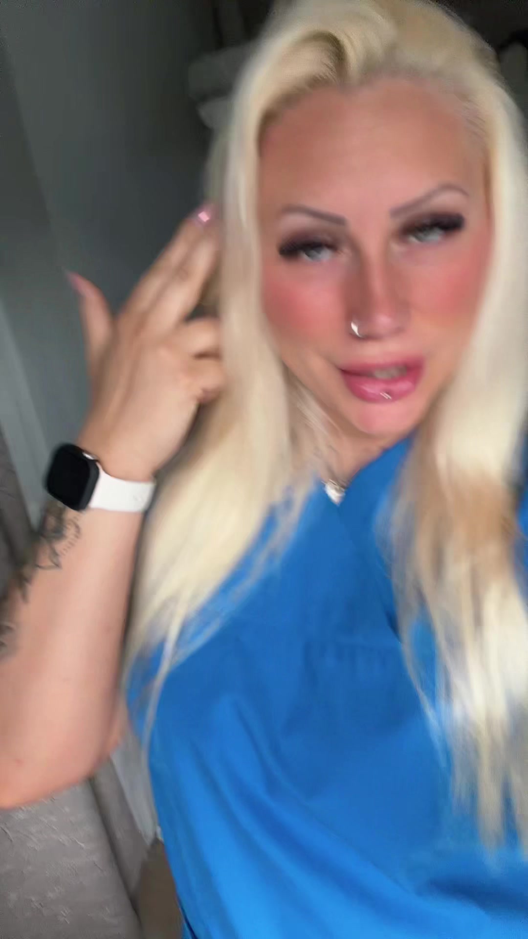@MrsBarbiie🇩🇪