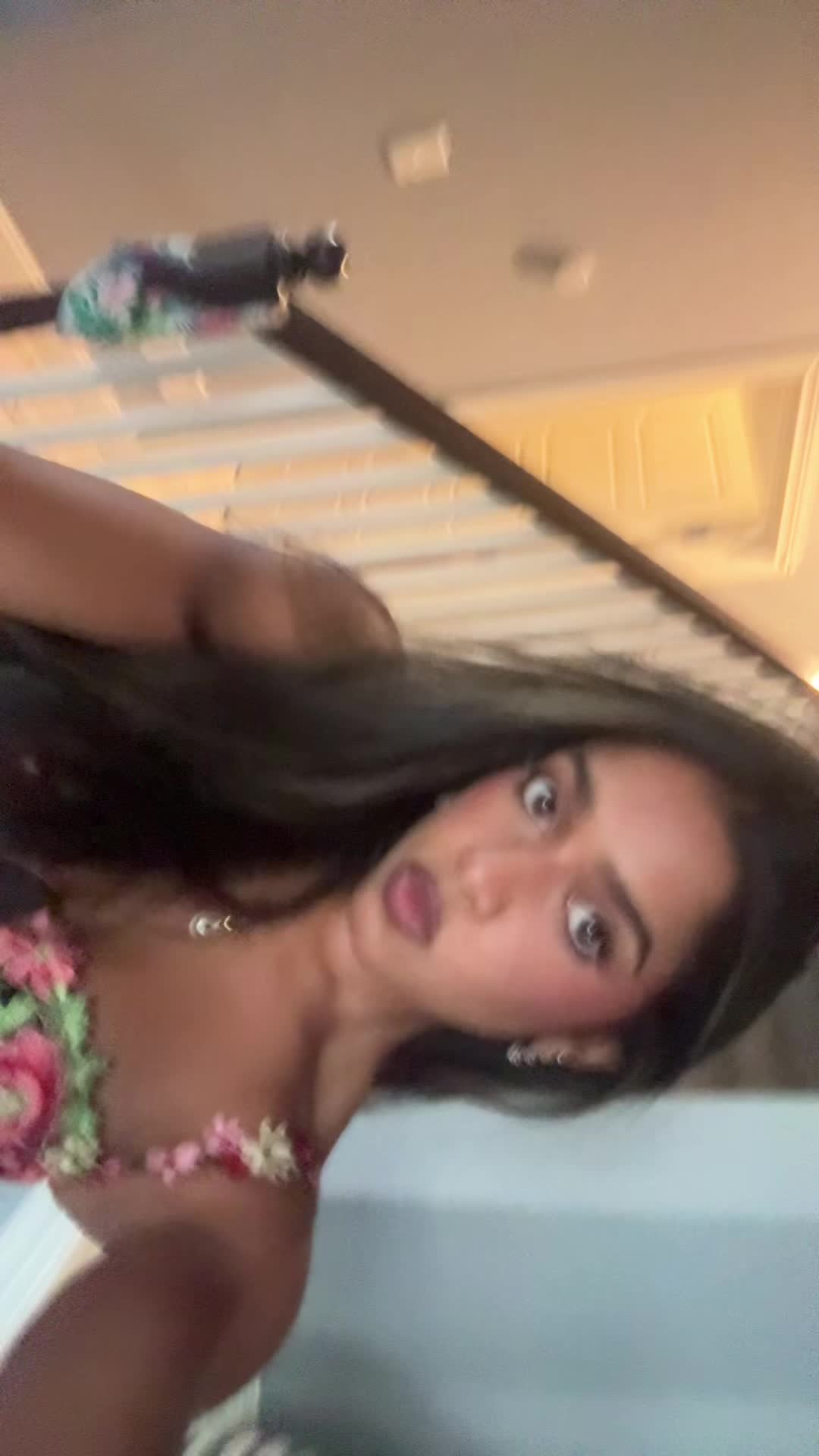 @nidhi