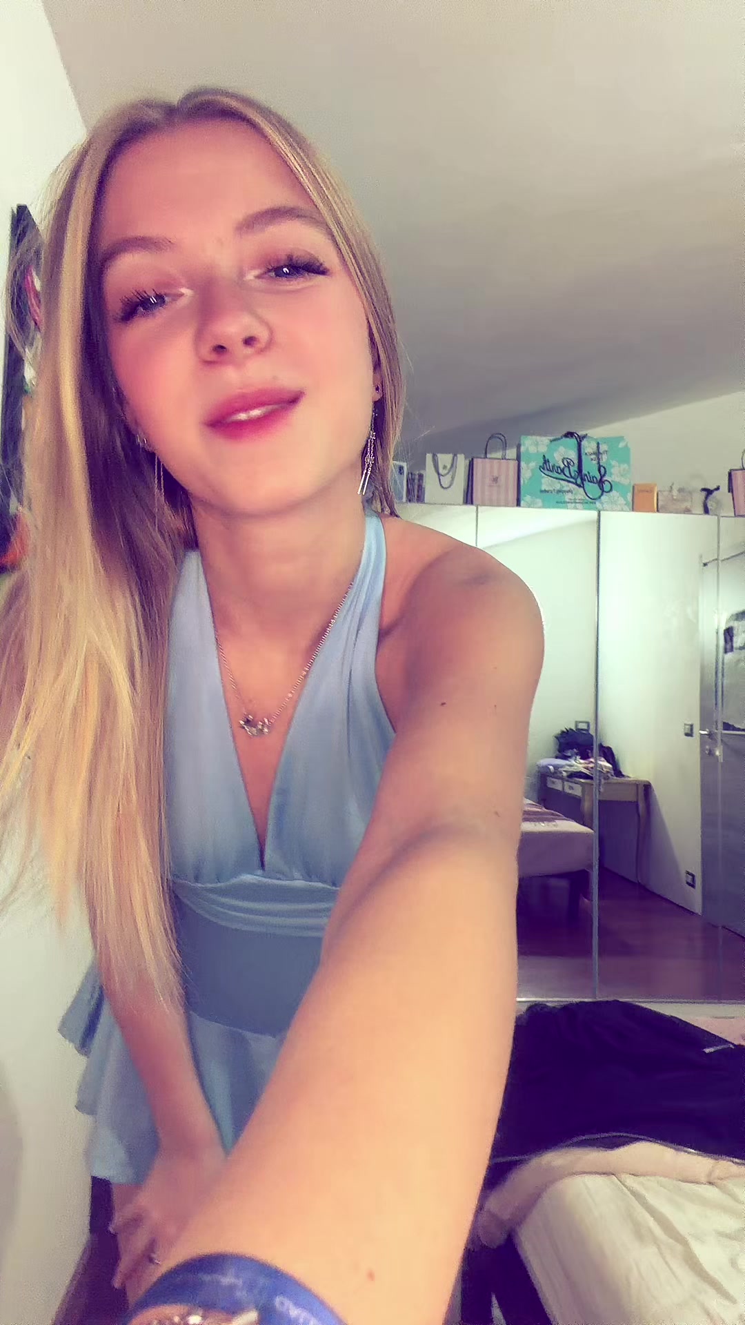 @ele🧸