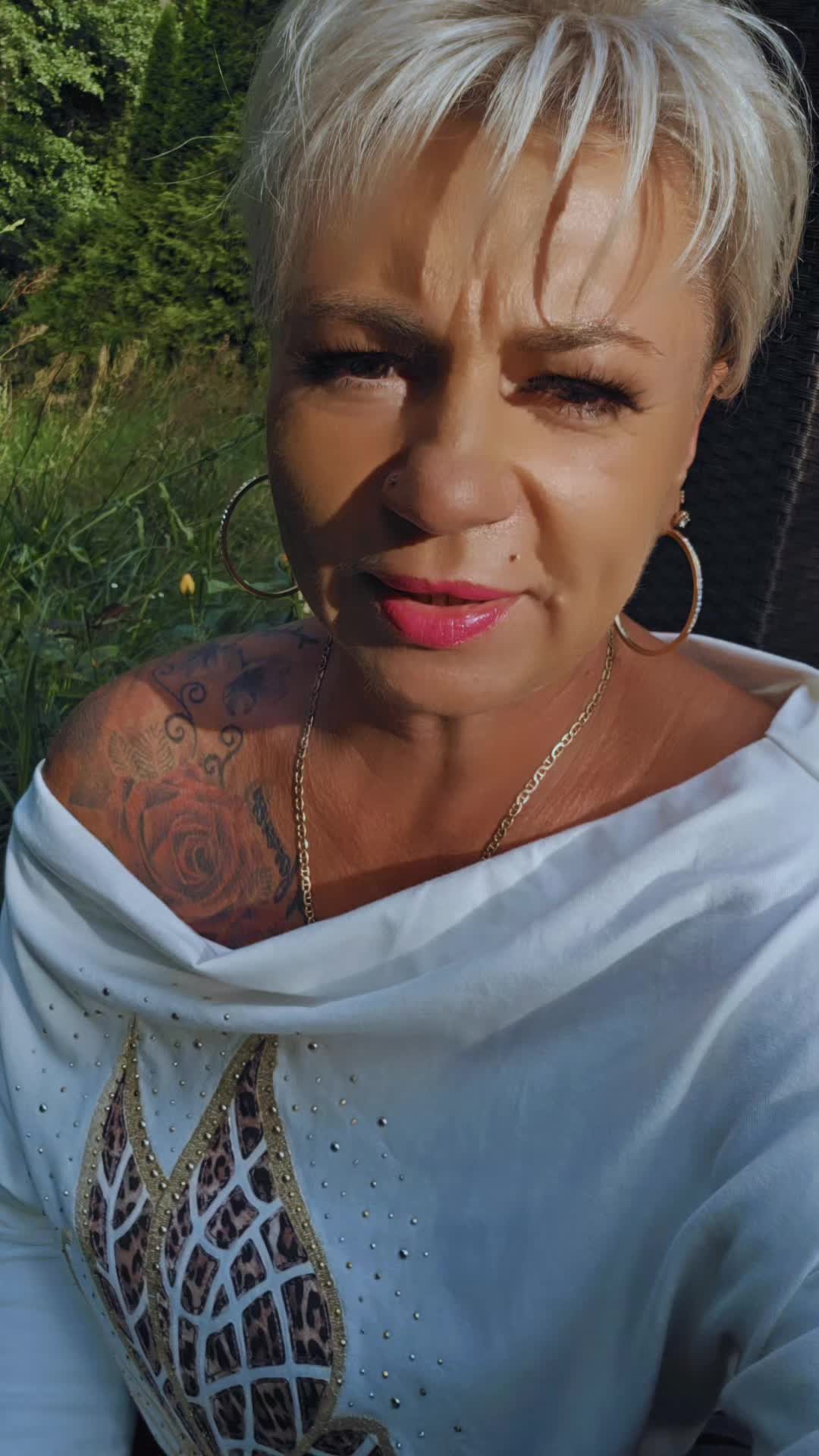 @mała monia