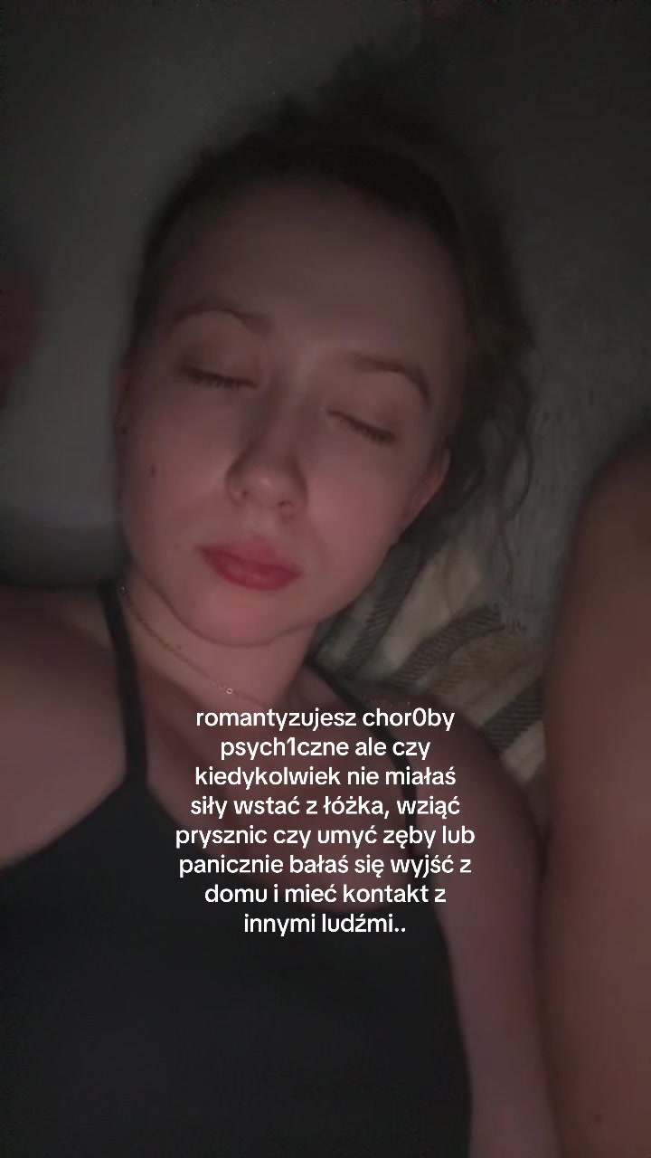 @zuzka🎀